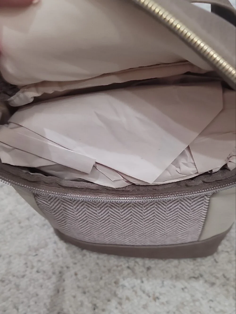 Itzy Ritzy Chill Like a Boss Taupe & Cream Chevron-Panel Bottle Bag